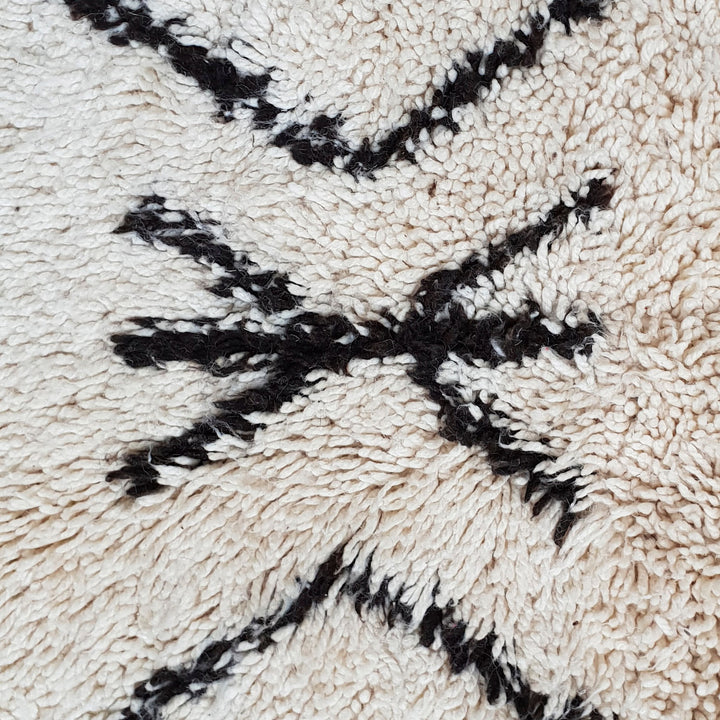 Moroccan carpet Beni Ouarain BN2200