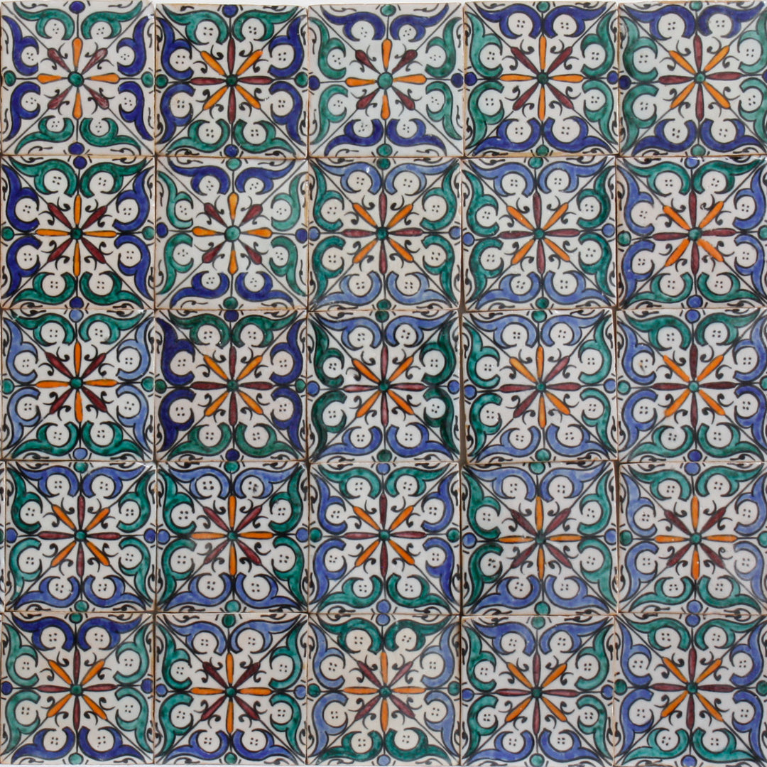 Hand-painted tile – ethnic