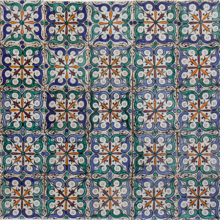 Hand-painted tile – ethnic