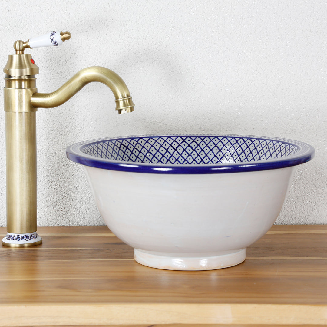 Ceramic sink