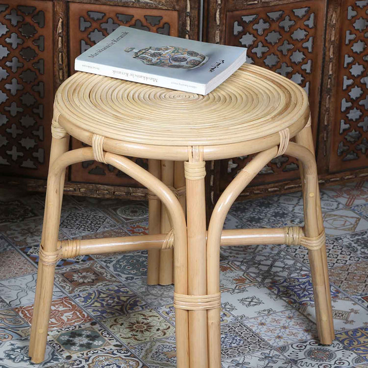 Rattan side table Deria