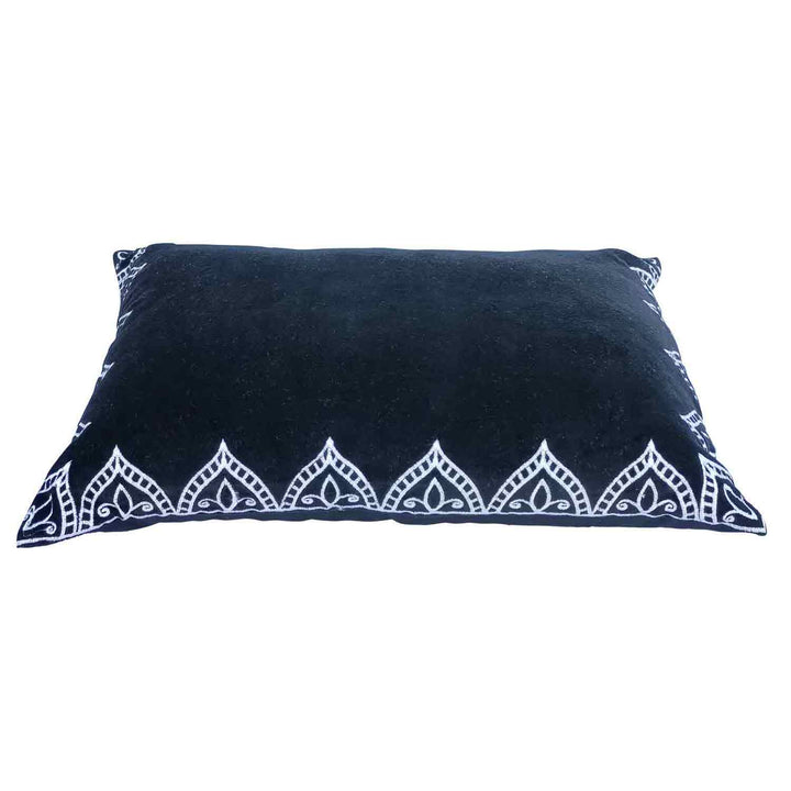 Moroccan velvet cushion Luka