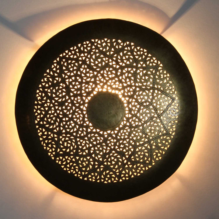 Brass wall lamp Hilal Klein